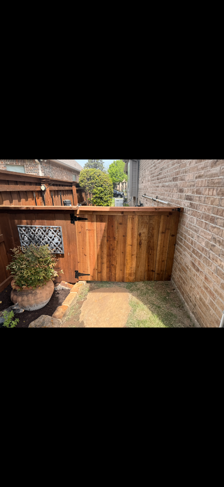 Garden fence - After 