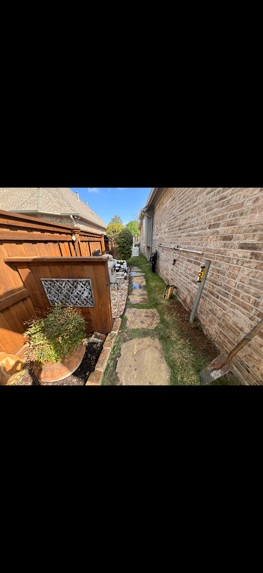 Garden fence - Before 